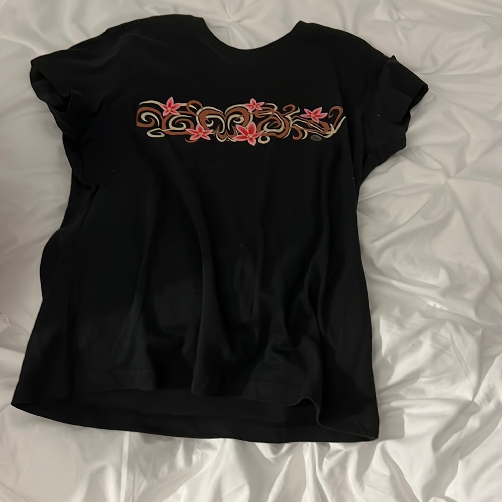 Graphic Wakanai tee